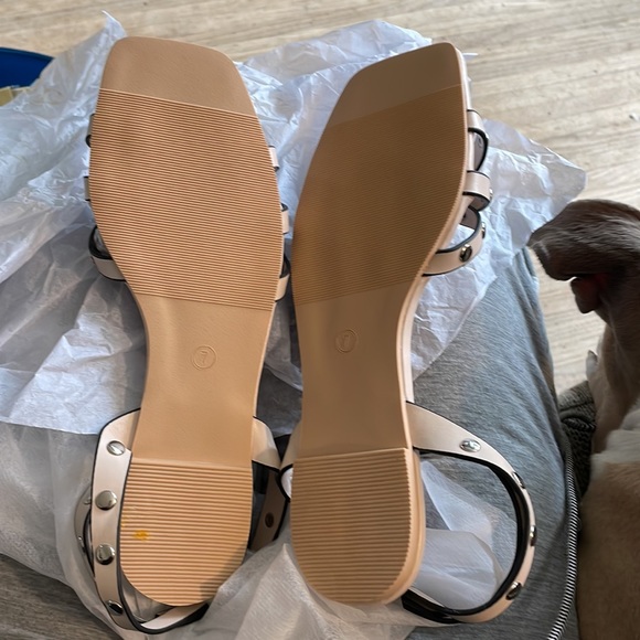 New Sandals - Picture 3 of 6